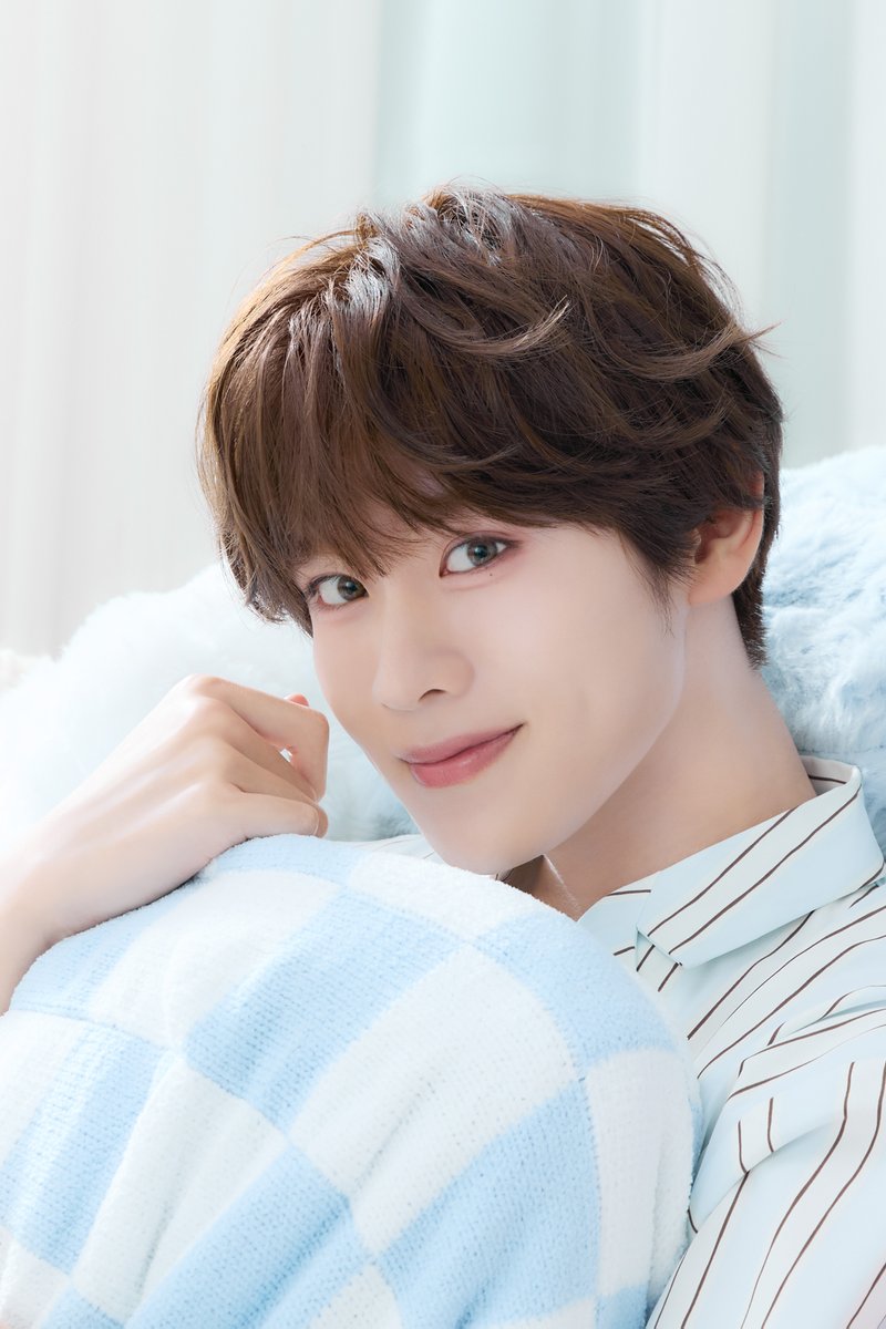 official_DXTEEN's tweet photo. ARTIST PHOTO ⋆⸜ PAJAMA ver. ⸝⋆
#大久保波留 #NALU

DXTEEN 8TH SINGLE "相思想愛"💗
2026.12.09(Wed) RELEASE!!
ストリーミング先行配信中🎧
https://t.co/Bdhbt2jGt1

#DXTEEN #DXTN #OKUBONALU
#DXTEEN_相思想愛 https://t.co/YsxDVo6t7L