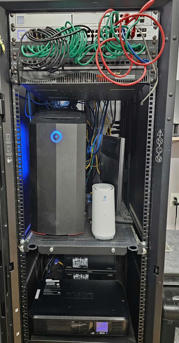 Akinspcrepair's tweet photo. Downtime costs local businesses real money. Our Business Support Plans offer proactive monitoring, network security, and backup management so your office stays up and running. 🏢💻 #SmallBusinessIT #BeltonMO https://t.co/4d3JaPcf5v