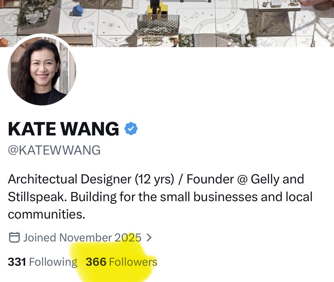 KATEWWANG's tweet photo. 300 marked！I can’t believe my eyes! I connected with 160 friends just by yesterday. 

You all are amazing!🤩 
I can totally see we hit 500 soon! https://t.co/mPF64dBlHu