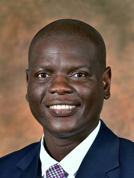 FaraiMazhindu's tweet photo. Trying to defend Ronald Lamola's trash foreign policy is a trash move.

If he is as smart and all-knowing as his defenders claim, then let his foreign policy speak for itself through actual results.

Do not try to shift the blame or find fault in ordinary citizens who are simply expecting basic competence from a minister who is visibly failing to deliver.

The reality is simple: Ronald Lamola is just Julius Malema in a nice suit and a smile.

He pushes the exact same ideology, the same underlying racial resentment, and the same outdated politics of black versus white. In doing so, he completely abandons economic logic, ignores the disastrous long-term consequences of his decisions, and refuses to look at better alternatives.

He is actively killing South Africa's vital international partnerships and strangling the economy, yet his defenders expect his name to be protected like he is some untouchable god.

South Africa is far more important than Ronald Lamola.

People have every right to say whatever they want about him, and people will continue to judge him solely by the destructive results of his work.