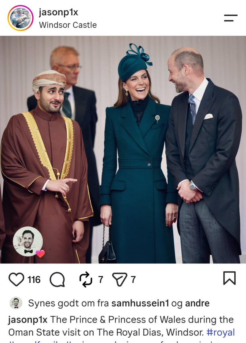 uhurumzalendo1's tweet photo. Nice photo of the Crown Prince of Oman cracking up the Waleses 😄. https://t.co/qZfI9W8and