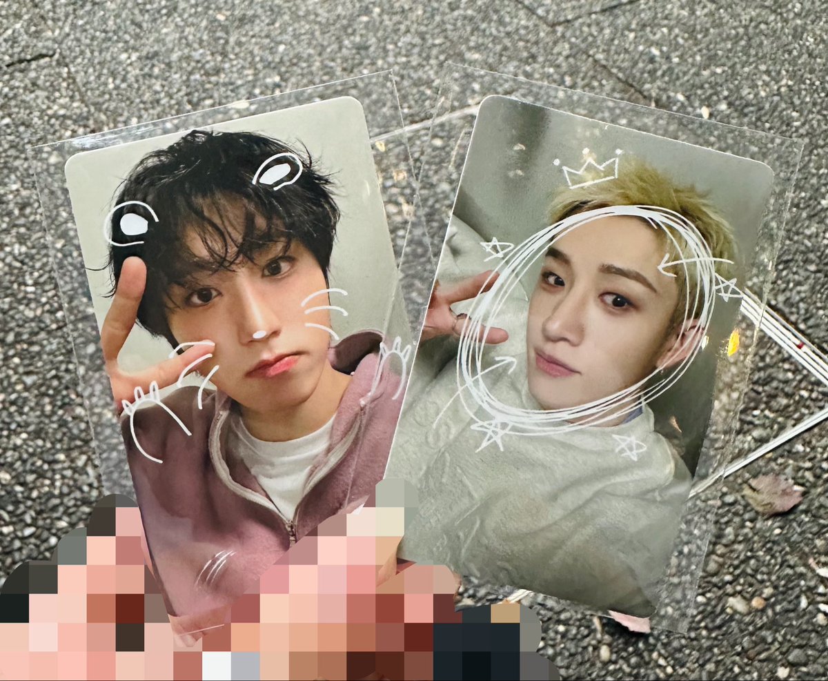 stay_asm83's tweet photo. Stray Kids スキズ フラッグシップ ポップアップ 交換 特典 トレカ アクスタ

譲▶︎
フラッグシップ特典→🐿️､🐺
ポプア特典→🐿️､🐺
アクスタ→アイエン 🦊(座り)

求▷
フラッグシップ特典→🐥
ポプア特典→🦙
アクスタ→🐥(座り)

代官山、東京公演手渡し、郵送希望◎
お気軽にお声掛け下さい🙇‍♀️ https://t.co/EyAIhdy2vm