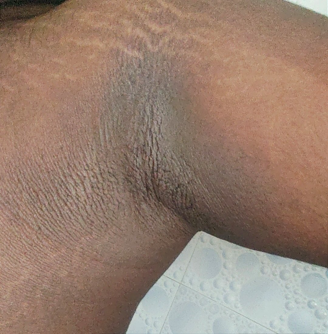 moody_man007's tweet photo. Choco creamy pits 🤤😋 anybody ready to sniff and lick mine 😍
#hairyarmpit #sweatyarmpit #gayarmpit https://t.co/QtJgUelbo2