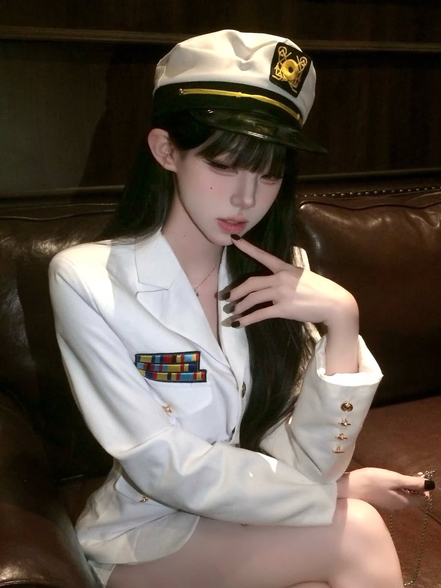 ydlaw_'s tweet photo. 铠兰大人，出现 https://t.co/HTTJ8q9j79