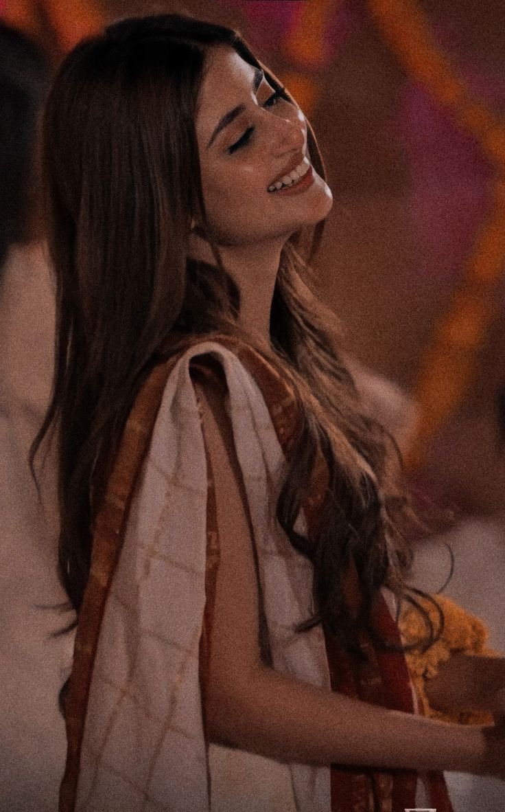 YourNayaab's tweet photo. ہم نے رکھا ہی نہیں زمانہ سازی کا چلن،
سمتِ مخالف ہی رہے، 
بھلے خساروں میں رہے۔ https://t.co/Qq4veTL1X2