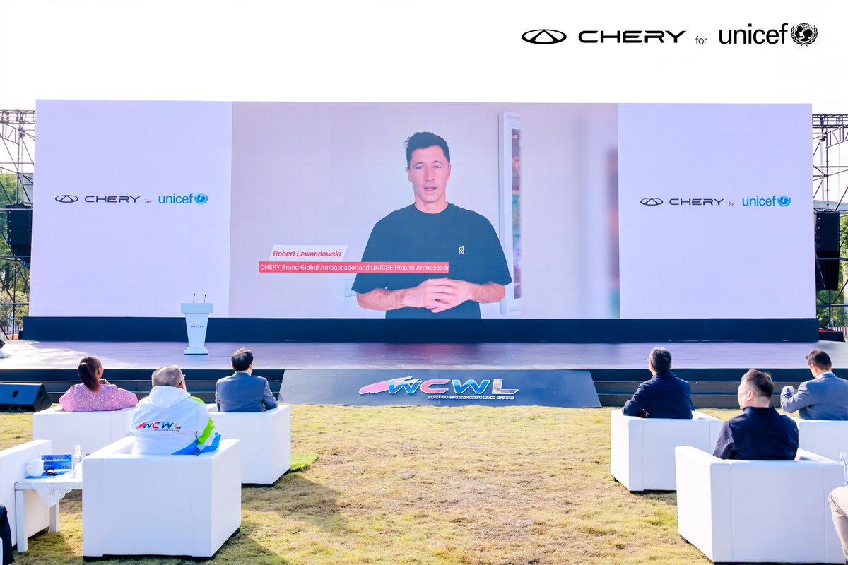 CheryAutoCo's tweet photo. At the “Ride Green Life” cycling event on October 22, @CheryAutoCo presented its branded jerseys signed by Robert Lewandowski @lewy_official, CHERY Global Brand Ambassador and UNICEF Poland Ambassador, to @UNICEFChina Representative @AmaSande, as a powerful symbol of our shared commitment for children.
“These jerseys represent something much deeper: teamwork, determination, and the belief that each of us can make a difference,” said @AmaSande, UNICEF Representative to China.
Although unable to attend in person, @lewy_official recorded a special video message in support of the CHERY for UNICEF partnership: “Education gives children the opportunity to build a better future for themselves and their communities. Together, CHERY and UNICEF are helping more children access that opportunity.”
Since 2023, with the support of partners like CHERY, UNICEF has helped nearly 178 million out-of-school children access education and enabled 126 million children to learn through digital platforms.
Today, our global partnership spans six countries, supporting children across China, Viet Nam, Indonesia, Mexico, South Africa, and Türkiye, united by a shared vision: powering every child's learning journey.
Join us. Stand with every child. Stand for our future.
#CheryforUNICEF #ForEveryChild #PoweringEveryChildsLearningJourney #CSR