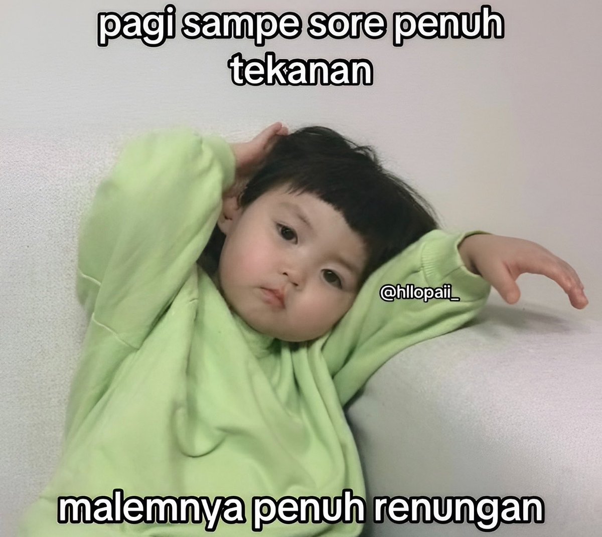 hllopaii_'s tweet photo. pas malem sering bengong-in kehidupan https://t.co/t1zF8gIlan