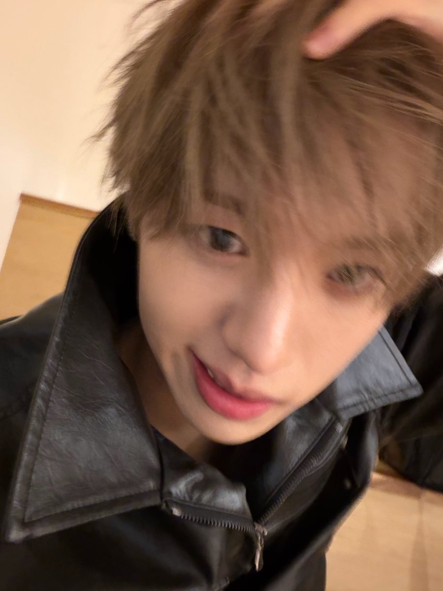idntt_cosmo's tweet photo. 입술 💋

#idntt #아이덴티티 
#unevermet #최태인 #choitaein https://t.co/aq9eHi5oFw