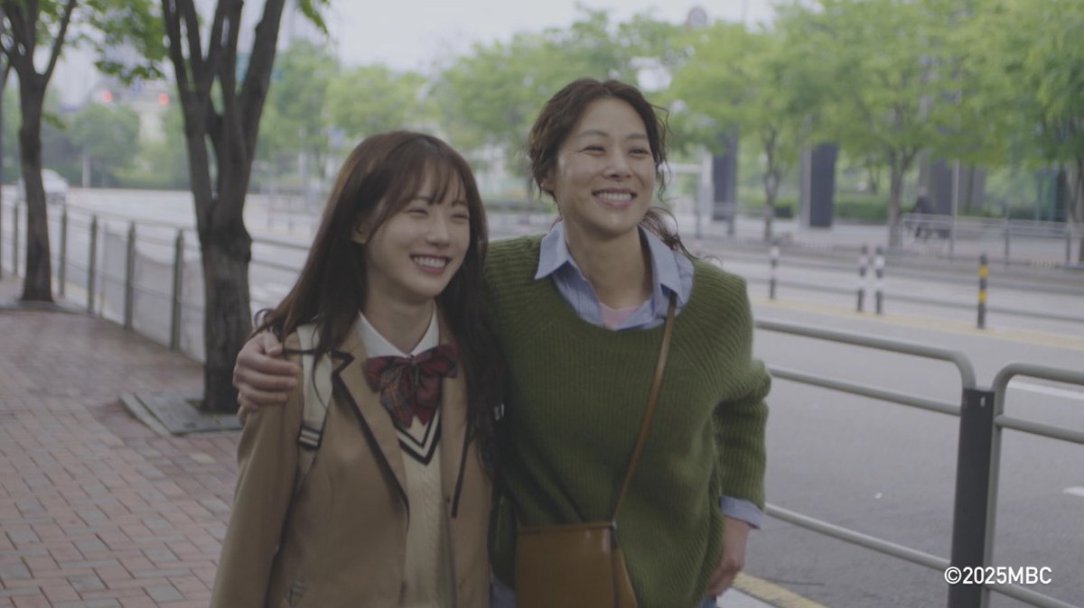 KBSJAPAN_EVENT's tweet photo. ＼ #Kドラマフェスティバル2026 ／

ドラマ紹介🎞️
『太陽を飲み込んだ女』
未婚の母ソルヒが、娘を傷つけた巨大企業に
人生を懸けて復讐に挑む！

当イベントにはキム・ソンジェ役の #オ・チャンソク が登場！

イベント詳細🔗https://t.co/rX6b3Yh0Oo https://t.co/eIjw0Sgg5r