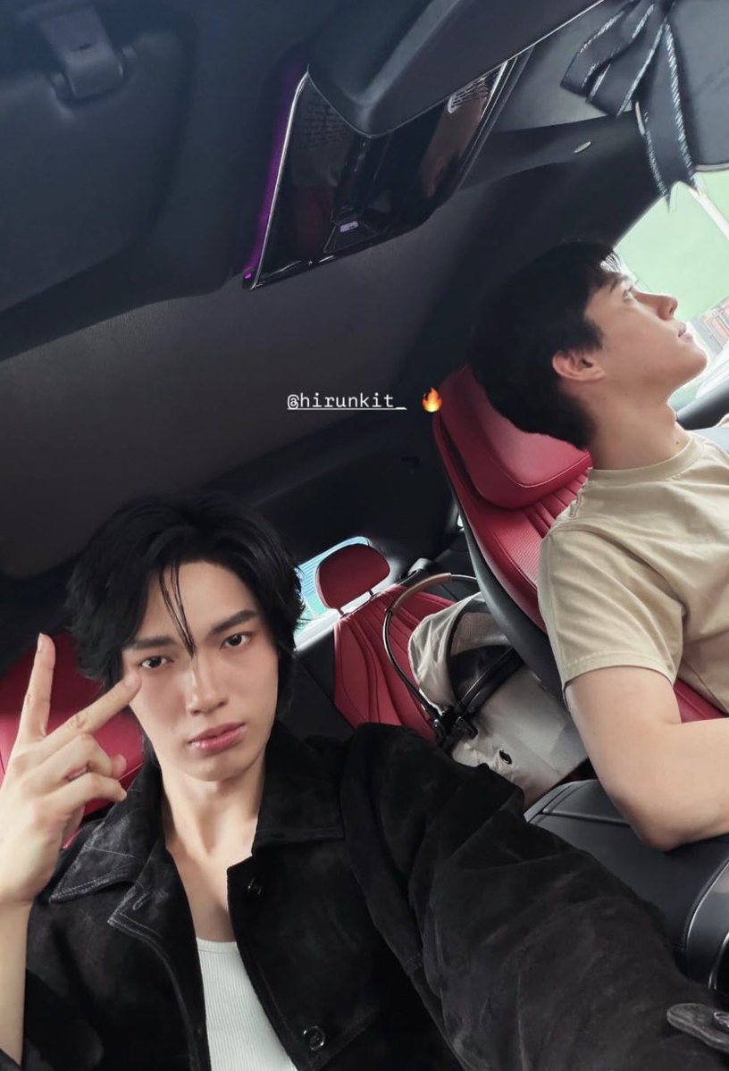 hirunkittyyy___'s tweet photo. وااااه من زمان ما شفتهم سوا وحشوني تصدقوا كنت اموت على مومنتاتهم ايام f4 https://t.co/EGK4Oihnst