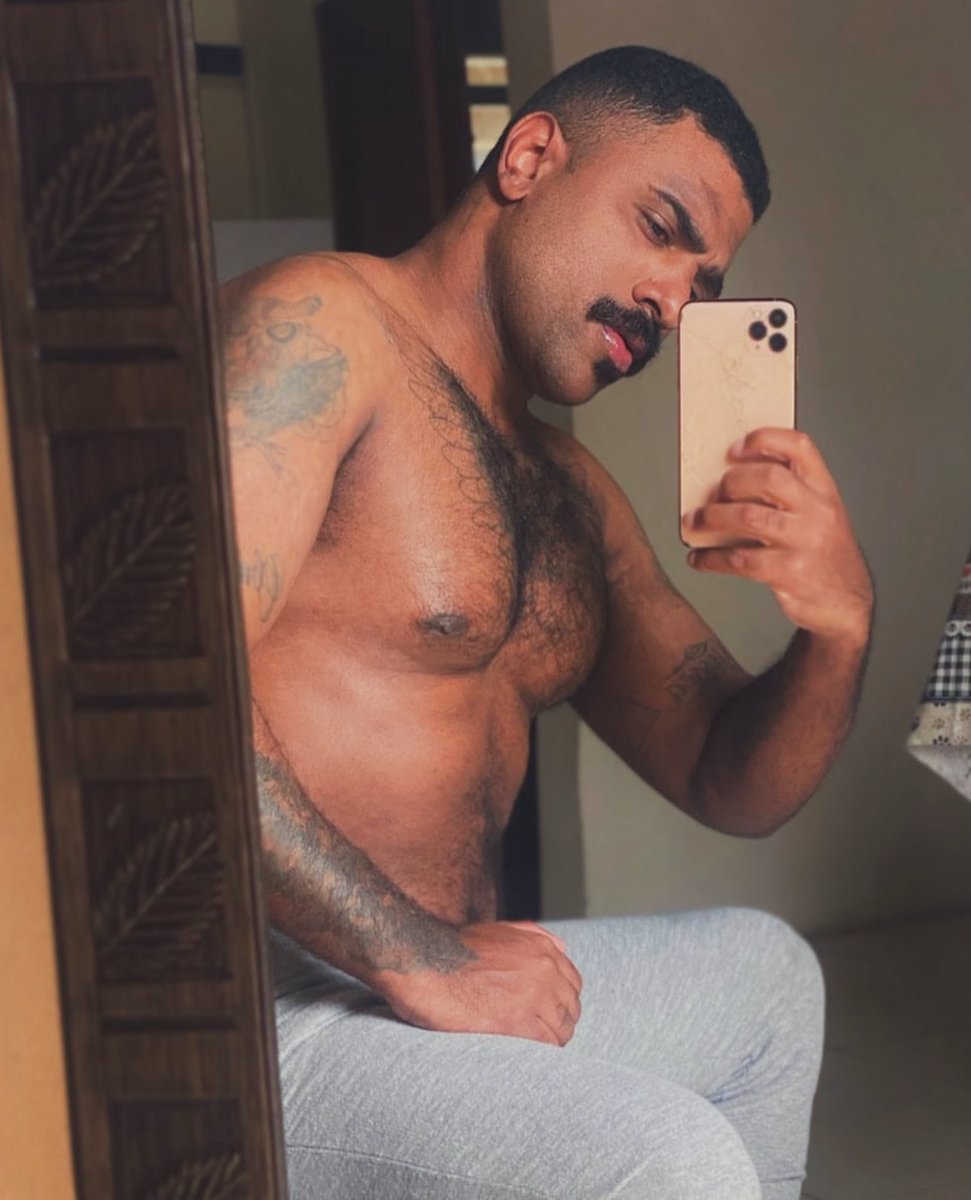 andrevnancioo's tweet photo. quem ta curtindo tb ⚡️⚡️⚡️ https://t.co/sr4jo5XZez