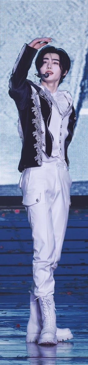 eokwjia's tweet photo. 박성훈비율 https://t.co/bNLvILx6ST