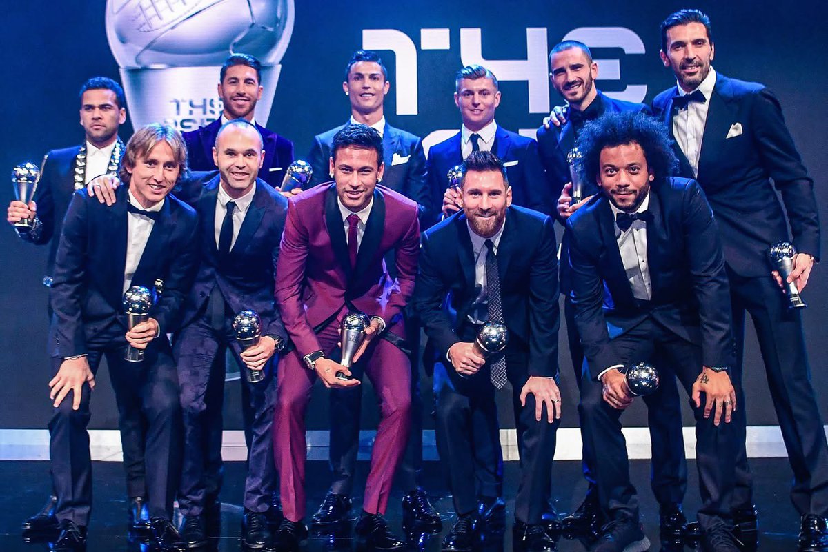 UtdKlay_'s tweet photo. ✯ 2017 FIFA World 11 

If you can correctly name more than 9 players here, you’re a football wizard. 🪄 https://t.co/0u4fbpTqlZ