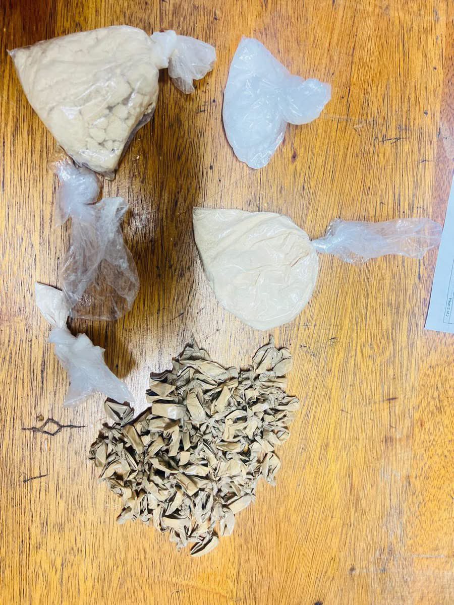 Abramjee's tweet photo. TMPD ARRESTS NIGERIAN NATIONAL IN PRETORIA WEST

@TMPDSafety 

The Tshwane Metro Police Department’s Drug Unit arrested a Nigerian national on Wednesday, 21 October 2026, for alleged possession of and dealing in drugs.

The arrest followed an undercover operation at the corner of Christoffel and President Burgers streets, where officers observed suspicious drug-related activity.

The suspect is being held at a local police station pending his court appearance.