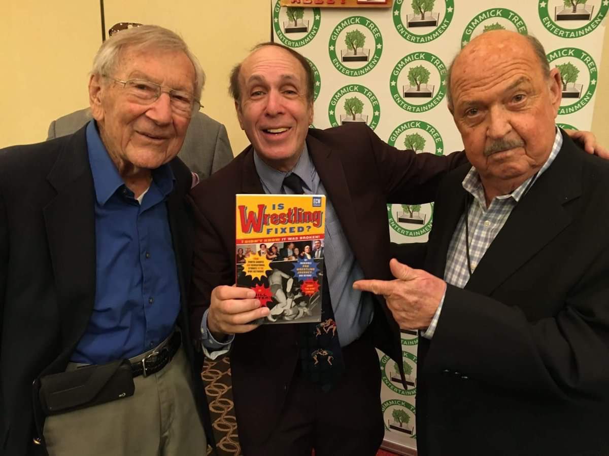 Chupacabra_01's tweet photo. 🎂Happy Birthday to Bill Apter! @apter1wrestling #BillApter #IsWrestlingFixed #WWE #NXT #ECW #NWA #WCW #TNA #ROH #AEW #MLW #AWA #WCCW #LuchaLibreAAA #CMLL #NewJapan #NJPW #ProWrestlingNoah #AJPW #PWI https://t.co/7n1dLPHDlx