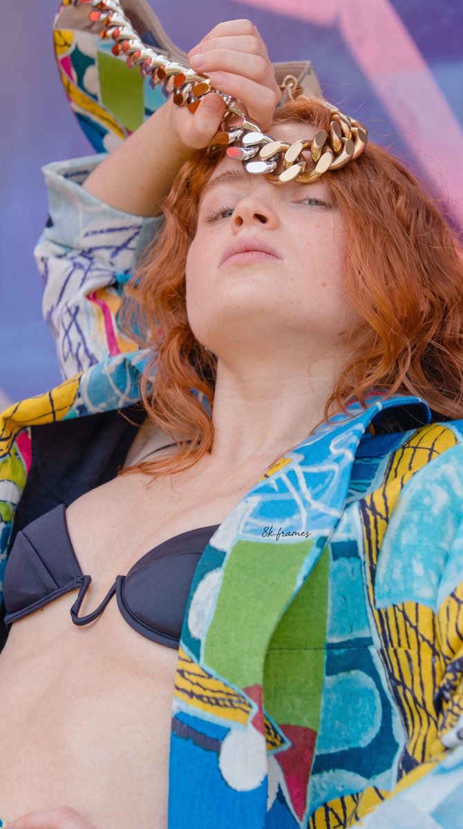 starcravingspr's tweet photo. Sadie Sink knows how to make a sunny day even better. https://t.co/j9uCTUgMO1