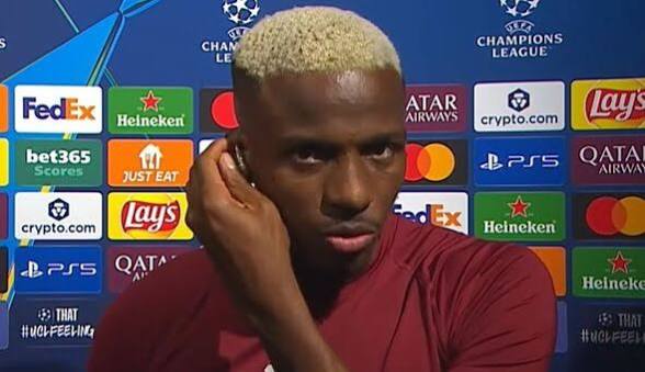 cfcchris17's tweet photo. 🚨 Victor Osimhen on why he apologised to Lille fan after scoring against them

Interviewer 🗣️ Victor after scoring against Lille you didn't celebrate and you also apologised to them.

Can you tell us something about that?

Victor Osimhen 🗣️ In football there are fixtures you don't want to happen as a player but then you have no choice because anything can happen in football

Now I'm a Galatasary player,I had to do my job but unfortunately tonight I had to play against Lille. The very club that shaped my football journey.

It was an emotional moment for me,I had to apologise to the fans because they always had my back and supported me 

Lille will always be part of me and I will forever be grateful to the club for contributing to the player I am today.