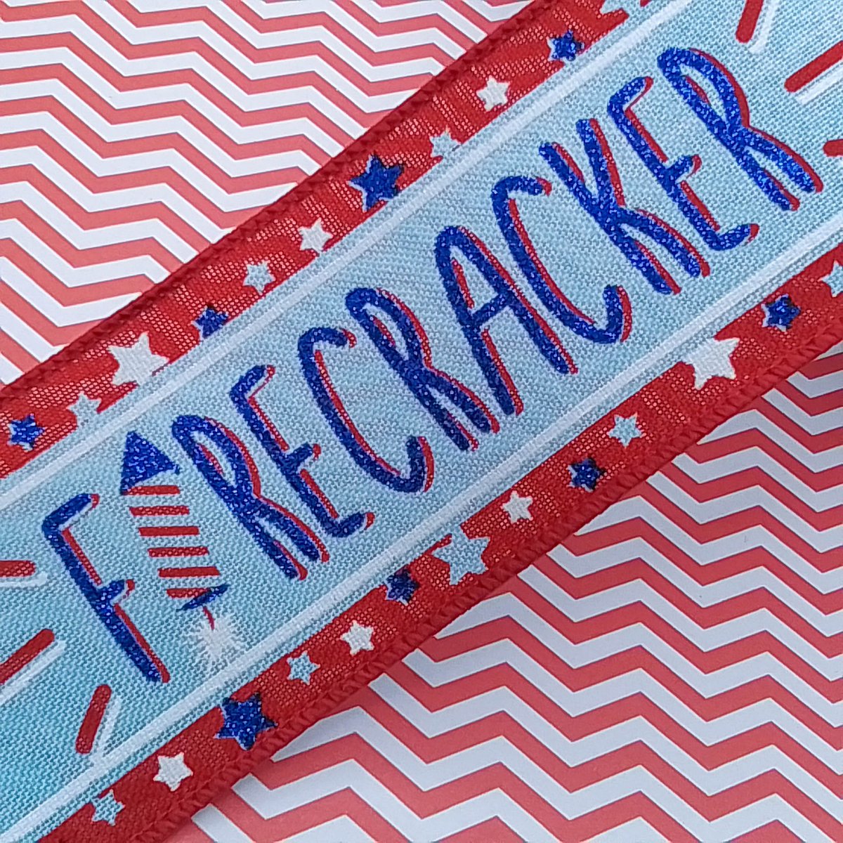 angelikharp's tweet photo. This July 4th wired ribbon blends strength and elegance, adding a luxurious touch to every celebration. https://t.co/jL04uUhSHm