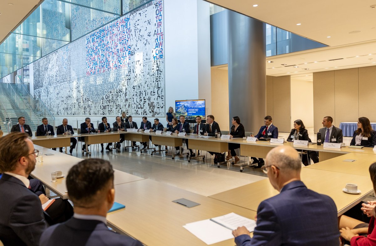 USAinUK's tweet photo. Critical minerals are indispensable to our national goals because they literally power our tech-driven world. We brought together U.S. leaders and industry partners to discuss the challenges and opportunities to develop secure, diversified, and resilient copper and critical mineral supply chains.