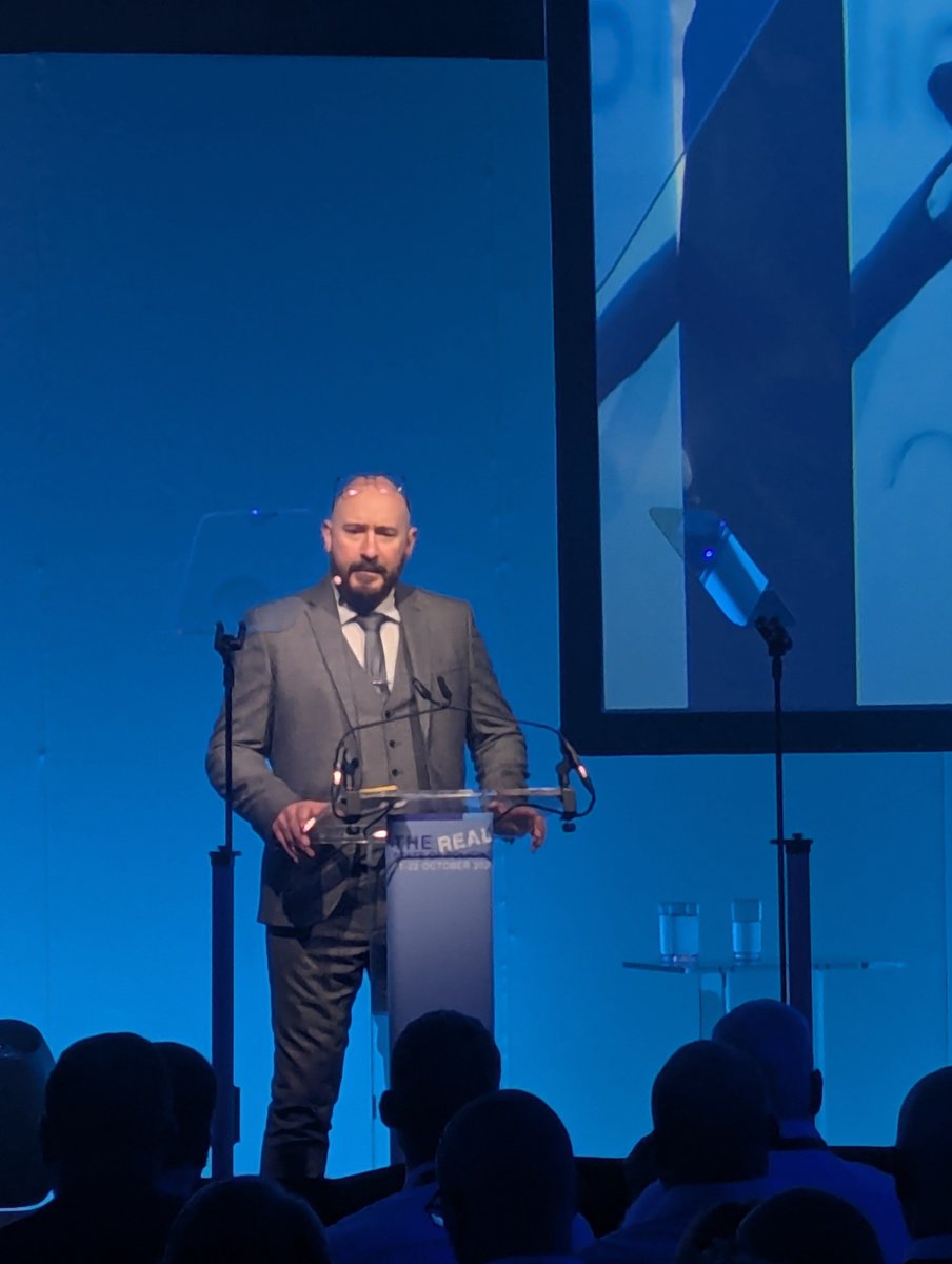 PFEW_HQ's tweet photo. "It's a job that asks a lot but takes too much."

Paul Williams begins his keynote speech to conference. 

#realstateofpolicing https://t.co/1lED80o81h