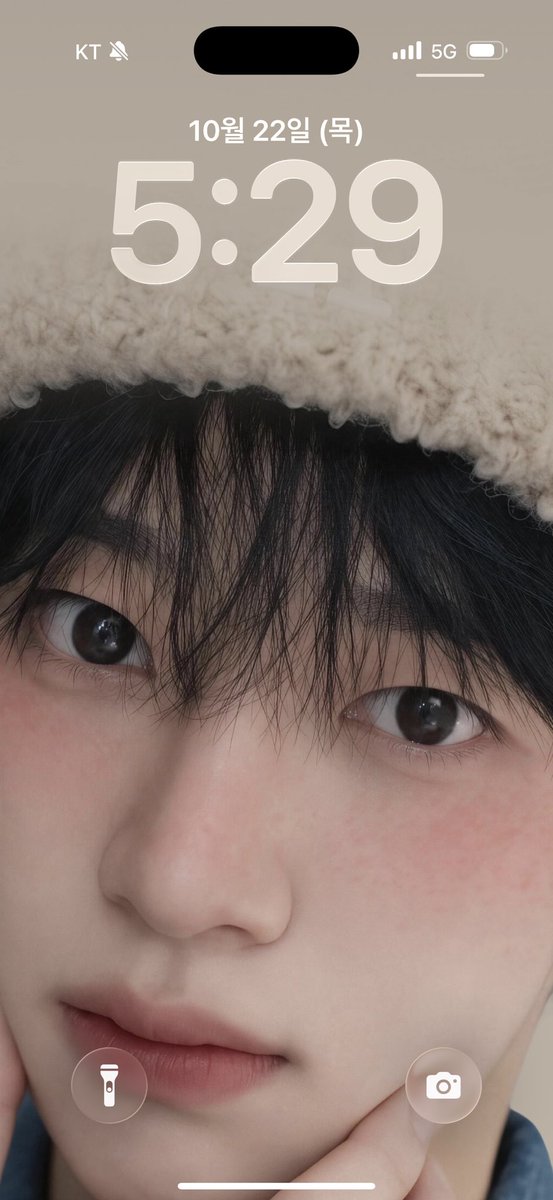 soso_note1's tweet photo. 하 너무너무 이쁘다 
출처 모름 ㅎㅎㅎ 
아시는분? 알려주시오 
#PARKSIWOO #박시우 https://t.co/GTyF8ZUR7O
