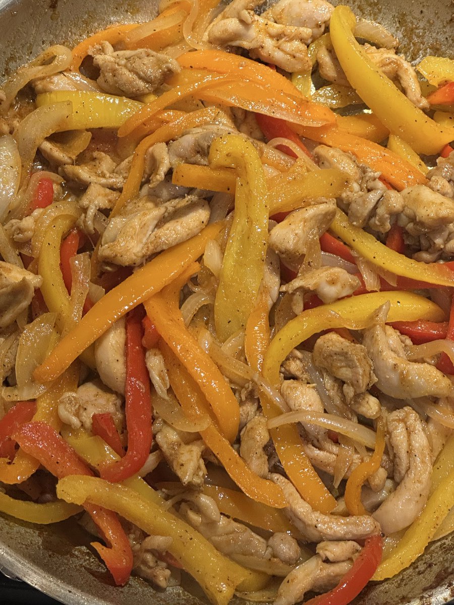 N33VX's tweet photo. Kurdish fajitas https://t.co/L1FZbUdN0L
