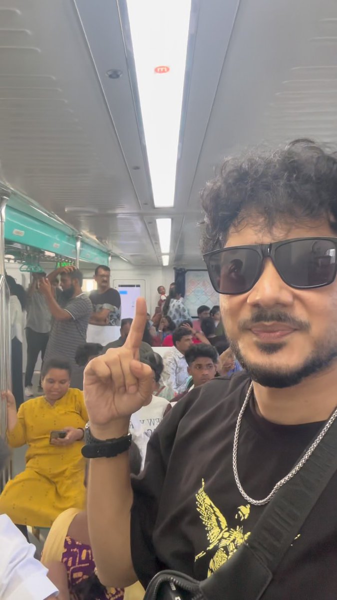 RodriCaerito's tweet photo. Visited India’s first Water Metro in Kochi, Kerala. Impressed by the smooth ticketing, orderly queues, and strong civic sense. A truly remarkable experience. https://t.co/OvqScvFGfz