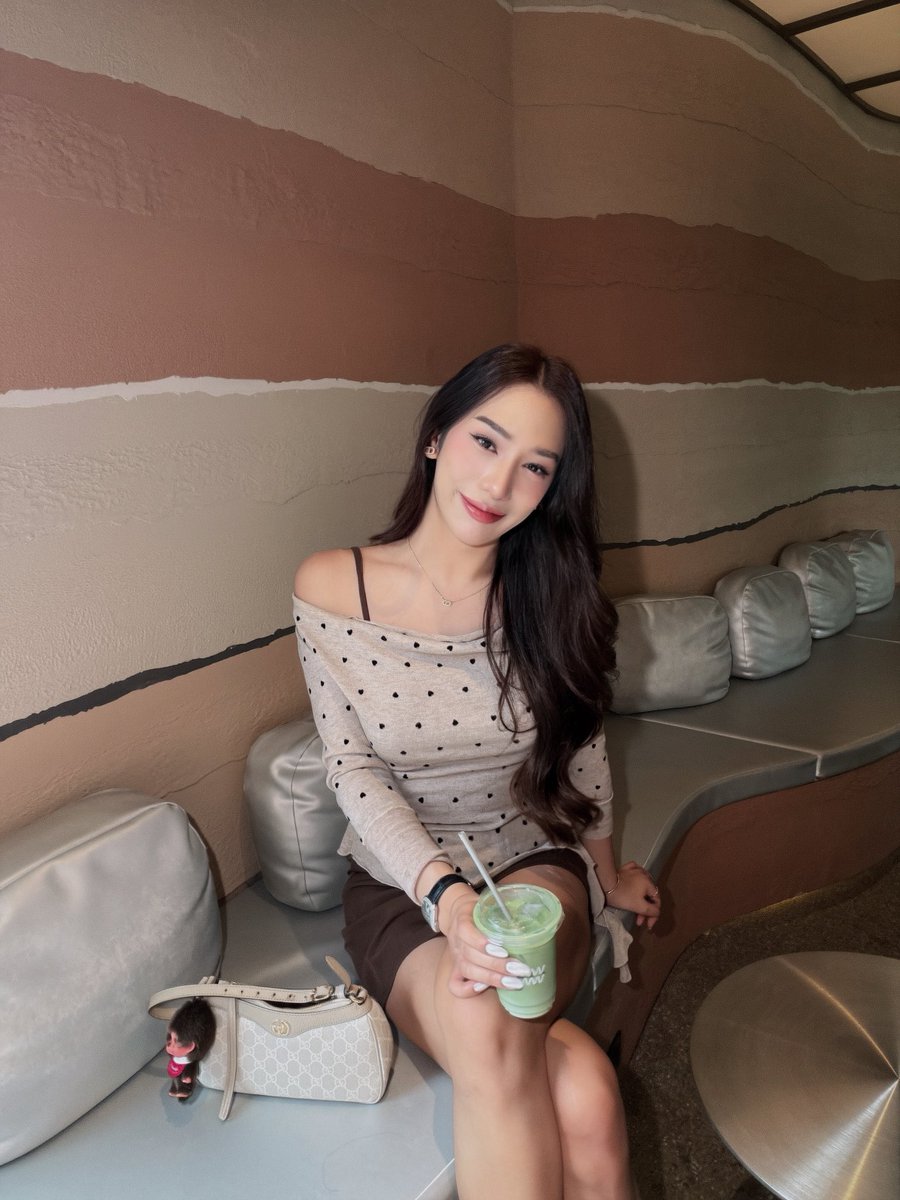 R9WBOhoLJVpUerO's tweet photo. อยากมัดใจเธอ ต้องใช้ท่าไหนหรอ 🤎 #สาวสอง https://t.co/bbbujCtqdz