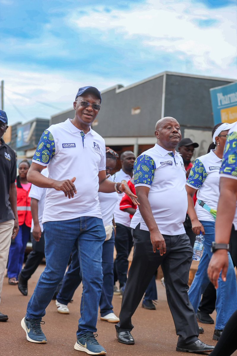 Mutesijanet7's tweet photo. Launch of the @PPDAUganda regional offices in Hoima started with one Mile walk led by the Executive Director @PPDA_ED 

#PPDAInHoima https://t.co/yLekogDlEd