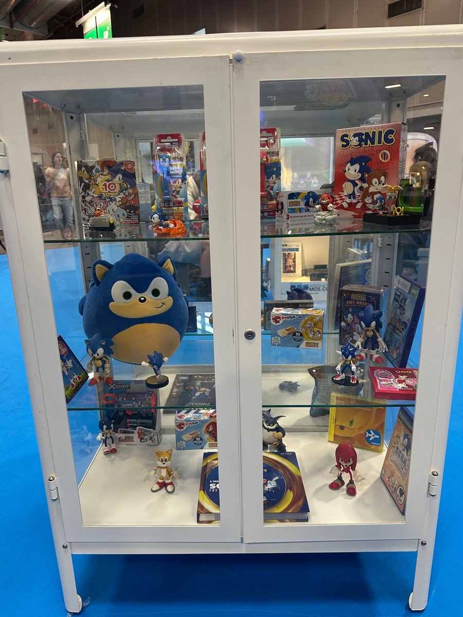 planetesonic's tweet photo. 🎁 CONCOURS PGW 2026 🎁

Et c'est parti, Planète Sonic est à la Paris Games Week sur le stand de @assomo5 ! 
Un lot mystère des 35 ans est à gagner

Pour participer: 
RT + Follow 
@planetesonic &amp; @assomo5

Et venez nous voir sur le stand pour un concours exclusif !
TAS le 27/10 https://t.co/nBA9pviGfO
