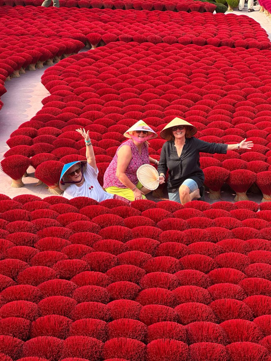 UgiSanfu's tweet photo. Fly to Vietnam next month, meet incredible people, experience the country differently, and make a real impact on a local family’s life. A few spots remain for our November 6 Giving Back Adventure. 13 or 17 days. Message me if you’re interested. https://t.co/ZFv3UvrH39
