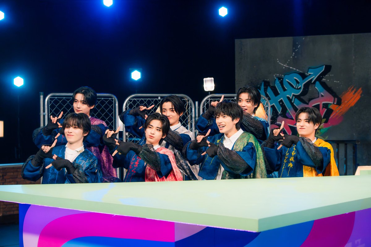 cho_choonpa_tx's tweet photo. 📸 #テレ東超超音波 スタジオPhoto📸
スタジオトーク&amp;LIVE：iiONDO（@iiondo_official）

今年デビューのiiONDOに、先輩からのコメントが⁉️
1stシングル「はつ恋ONDO」を披露🫶

⚡️10/23(金) 27:15〜深夜放送
📺見逃し配信は10/24(土) お昼12時から1週間❗️
#iiONDO #EBiDAN #はつ恋ONDOの秋が来た https://t.co/dCArc1PVFc