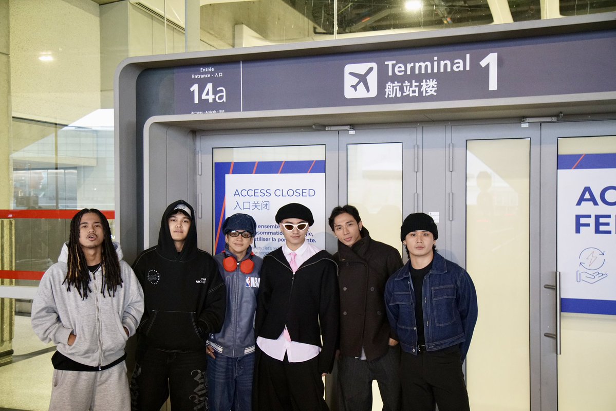 Official_ALAMAT's tweet photo. From Pinas to Paris real quick! ✈️🇵🇭 ALAMAT has officially touched down here in Paris 🇫🇷

See you at THE A FESTIVAL on October 24 at the Paris Event Center! https://t.co/QCX1MHxLGi