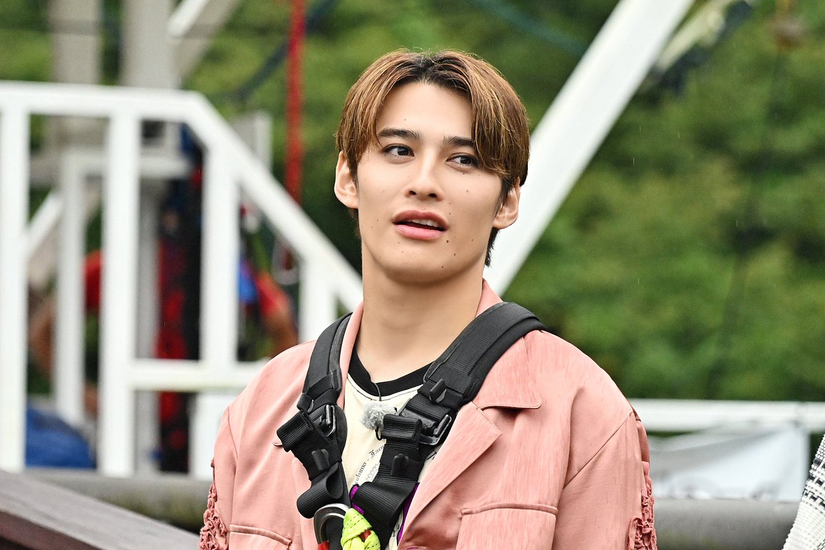 TBS_TV_ONO's tweet photo. ONE N’ ONLYの #フルアウトTV 🔥

バンジー超苦手だか
母の想いに応え羽ばたけるか🪽
#TETTA くんガンバって💪

本日の放送は
5分遅れの⏰深夜1時4分から‼️
感想は #フルアウトTV でお願いします🙇‍♀️
#TBS
#ONENONLY #ワンエン
@onenonly_tokyo 
@takaohayato_mg 
@naoya_k_staff 
#オードリー #春日俊彰 https://t.co/tF6VDaYKR2
