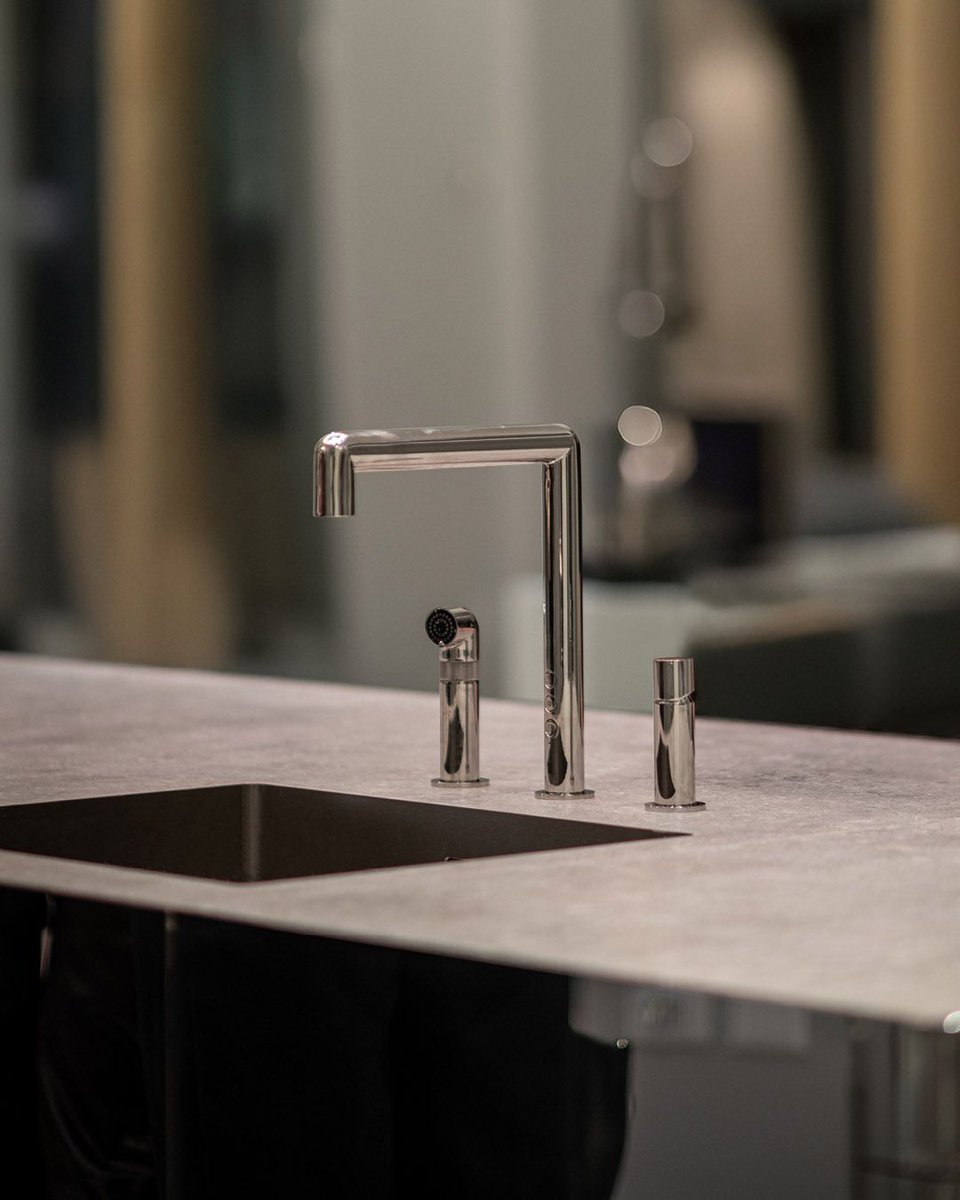 Archello's tweet photo. Pure design and sustainable innovation. The CARTESIO kitchen collection by @ceadesign_official is now enhanced @ceadesign with the new water microfiltration system.
https://t.co/uvAxd31WsC 

#CEA #CEADESIGN #stainlesssteel #madeinitaly #kitchendesign https://t.co/ejRyrzk7e9