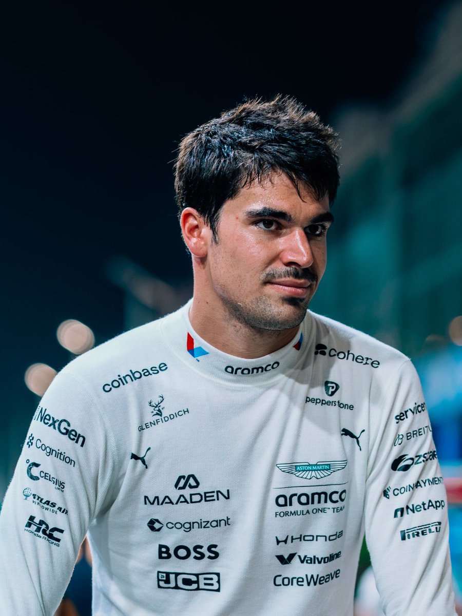 PepperstoneAPAC's tweet photo. Making your move. Guided by insights that others may miss. Pepperstone and @astonmartinf1 , a shared relentless obsession.

#pepperstone #BetterNeverSettles #WhereBetterTrades https://t.co/MuvnVXk2uE