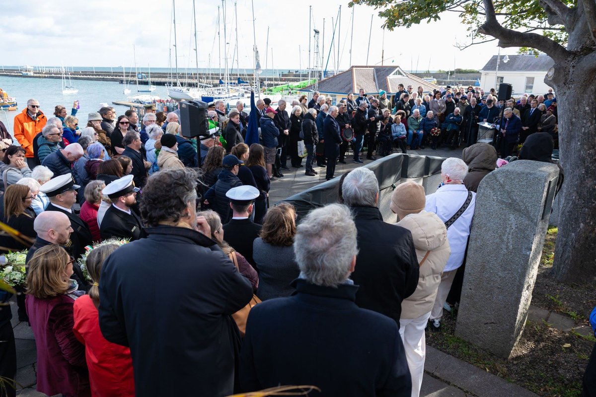 dublinpeople's tweet photo. The names of 570 people who died in the Irish Sea’s greatest maritime disaster have been inscribed on a new memorial in Dún Laoghaire, ensuring their lives are remembered 108 years after the sinking of the RMS Leinster.
https://t.co/2T3wix4Lls https://t.co/AziScCMZfX