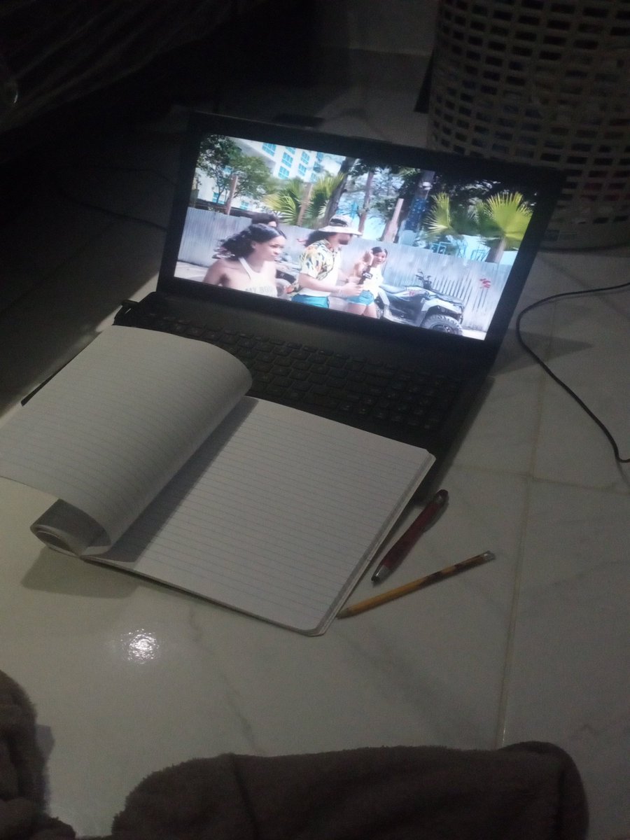 Alezandermartes's tweet photo. Me faltan pal de hora para entregar está tarea. https://t.co/sVyhdS1jew