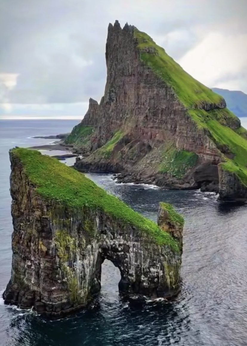 Fog_Heal's tweet photo. Faroe Islands, Norway🇳🇴 https://t.co/IAfdY7m19y
