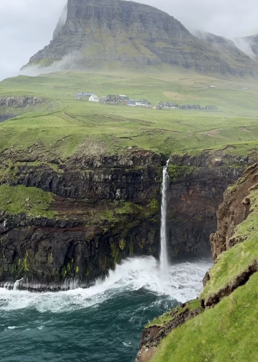 Fog_Heal's tweet photo. Faroe Islands, Norway🇳🇴 https://t.co/IAfdY7m19y