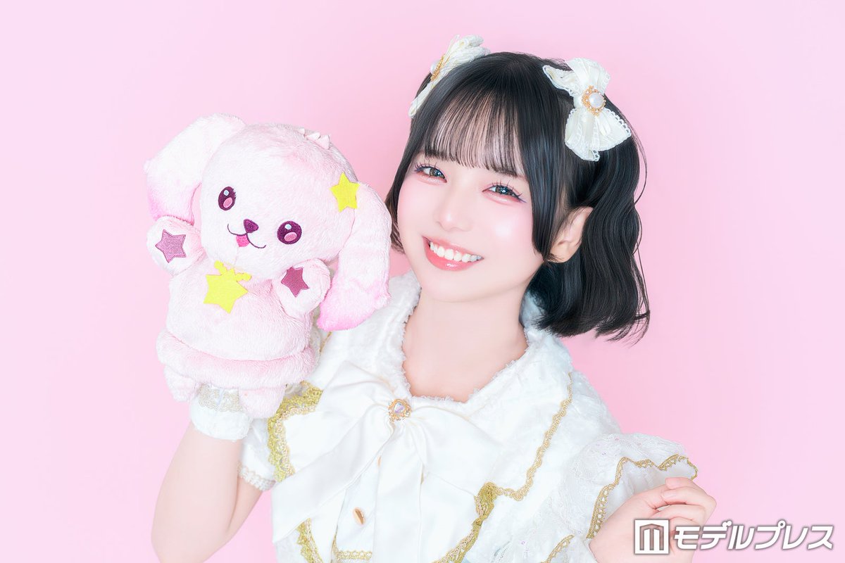 modelpress's tweet photo. ＜iLiFE!あいす インタビュー🎤＞

バズる“可愛さ”の裏にあった覚悟とは？
「全人類に好かれるのは不可能」
https://t.co/BMXpWQibiW

アイドル最前線で見つけた“ブレない私”
メイクのポイントなど可愛さの秘密も✨️

［PR］ #バンドリ @ice_icol https://t.co/BGW44VFWhH
