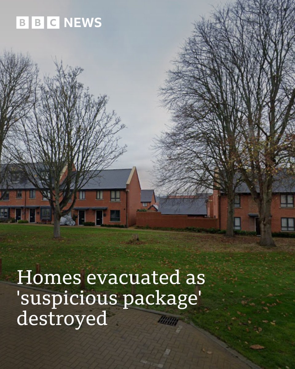 BBCRadioKent's tweet photo. The bomb squad has carried out a controlled explosion after police found a "suspicious package" at a property in Folkestone. 
 
More here: https://t.co/1Gdz2S2eGN https://t.co/edp2j9VcDz