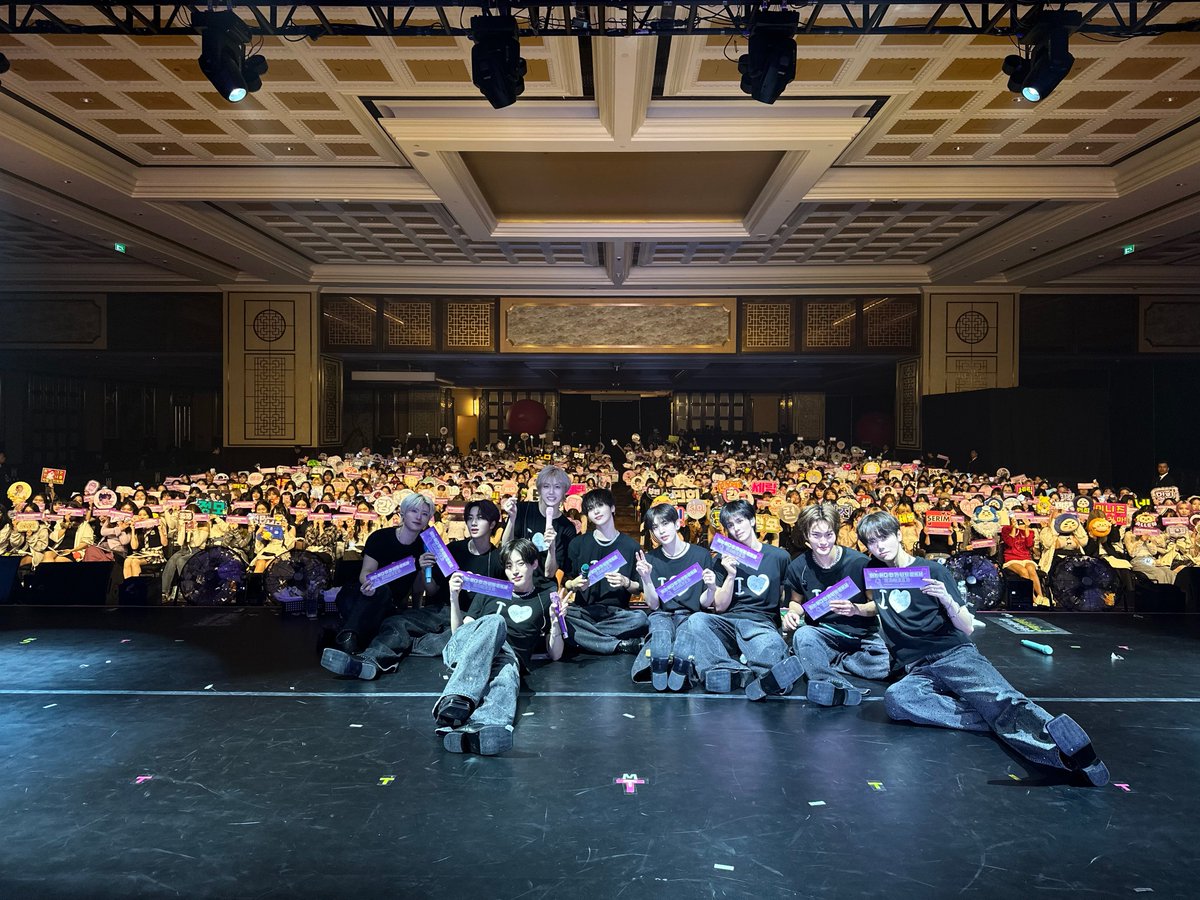 timeto_shj's tweet photo. 251025
2025 CRAVITY FAN CONCERT [Dare to Crave] in MACAU
#송형준 #형준 #크래비티 #SONGHYEONGJUN #HYEONGJUN #CRAVITY https://t.co/hY0VdZN6rb