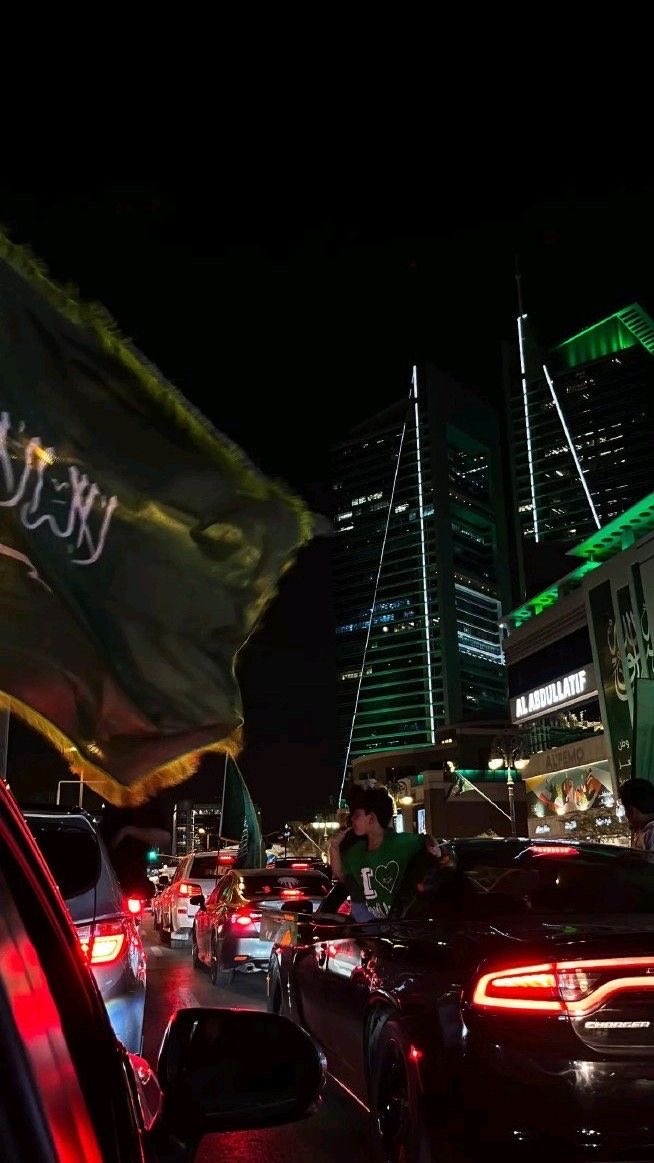 H86Rc's tweet photo. Haters plot in darkness, spreading corruption and disrespecting the sacred. But darkness fades when light shines through. #Saudi Arabia was born of light, and its glory will never fade. Forever standing tall, the land of glory, resolve, and mercy! https://t.co/Dz6L8rqzP3