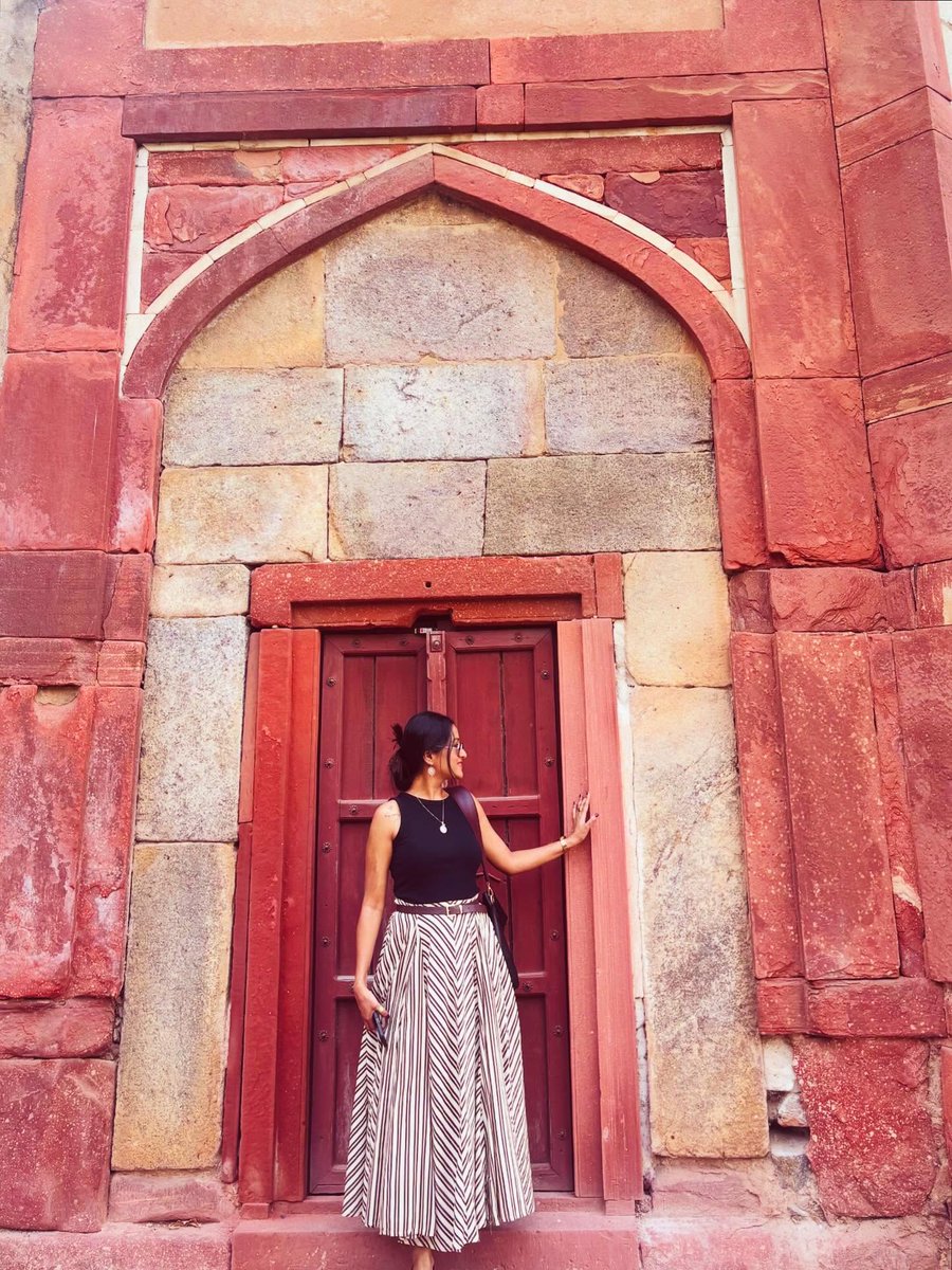 Gm_Sntalibrada's tweet photo. Walking through history with someone who makes the present feel just right. P. C., my Goodest Girl. https://t.co/C6kNq3tS6P