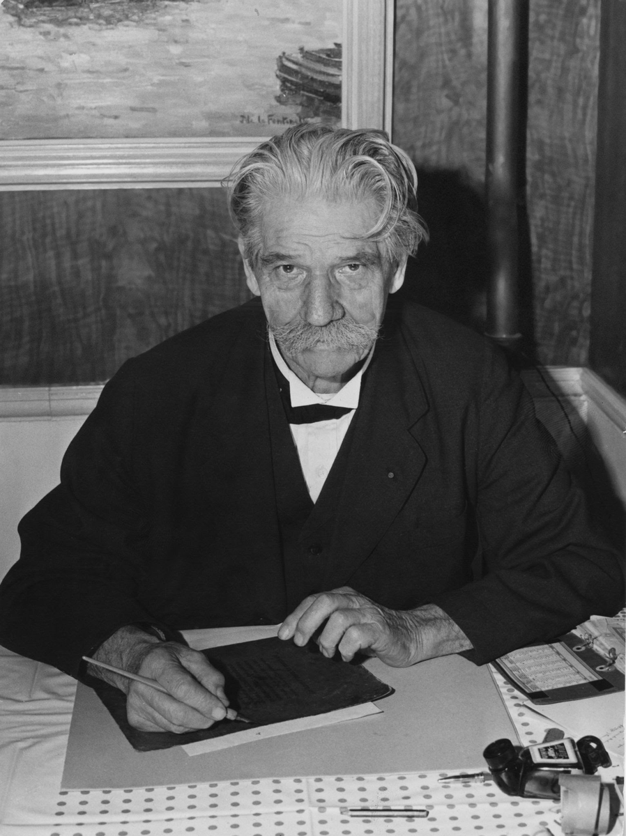 KnowledgeArchiv's tweet photo. "One truth stands firm. All that happens in world history rests on something spiritual. If the spiritual is strong, it creates world history. If it is weak, it suffers world history."

— Albert Schweitzer https://t.co/1nN0ophfW7