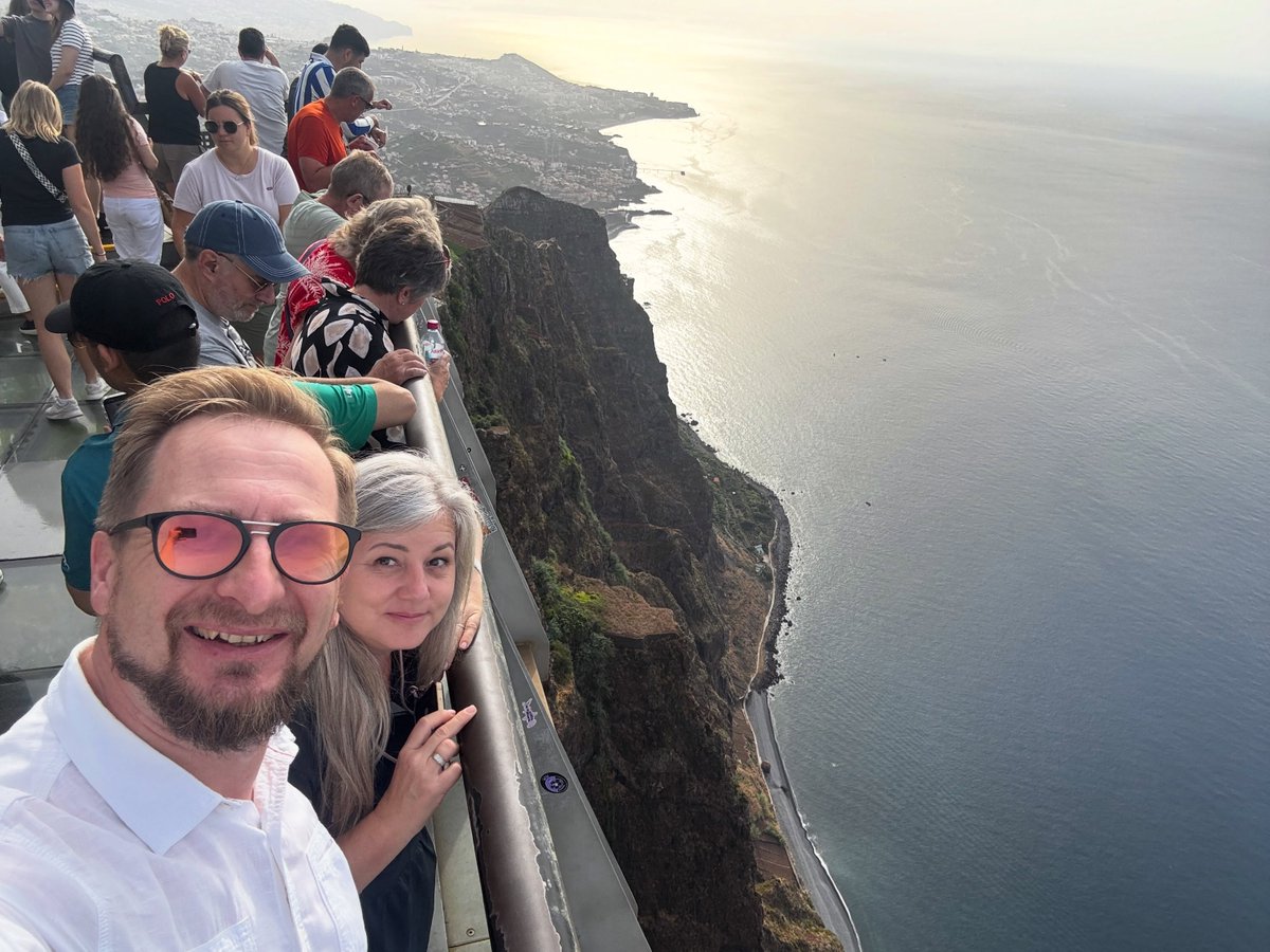 pamcss's tweet photo. Cabo Girão Skywalk: 580m above sea level, with breathtaking views from one of Europe’s highest cliffs. https://t.co/uf7kDABqvo