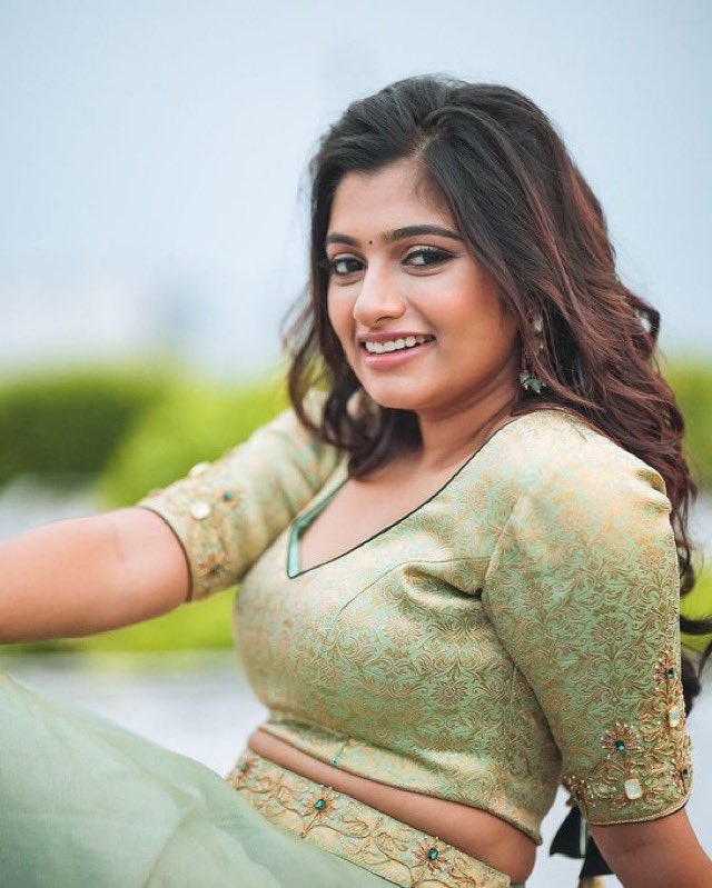 deadkitchen's tweet photo. thevdiya munda semmaya veri yethura kandaraoliiva moonjila poola thechi kannathula aranji poola oombu di pundamavale nu solli oomba vaikanum antha dress ha thukki thiripottu Ava soothula honey uthi nakkanum da aprm Ava mudiya pudichi doggy style la okkanum mundaya https://t.co/dltgxkaPp4