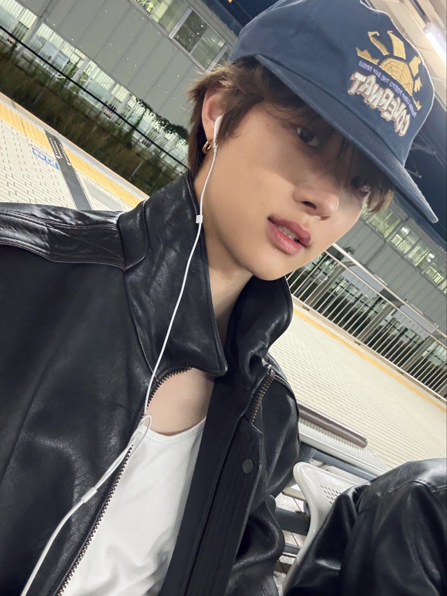 euijjooo's tweet photo. byun euijoo delete this. https://t.co/3bso6Noigv