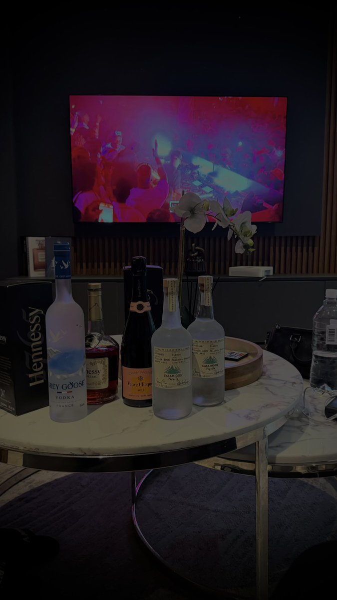 offfszn's tweet photo. Life is good https://t.co/VfIfxo6kXK